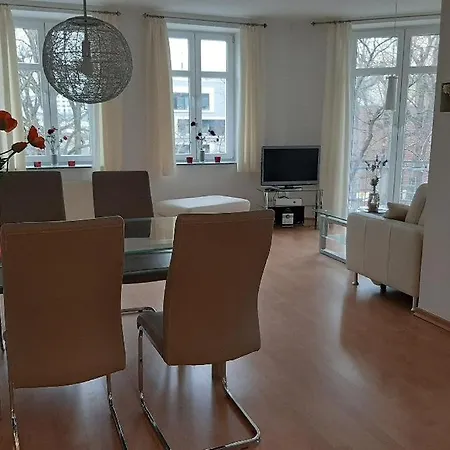 Heinrich-heine-strasse App 09 - Parkblick *